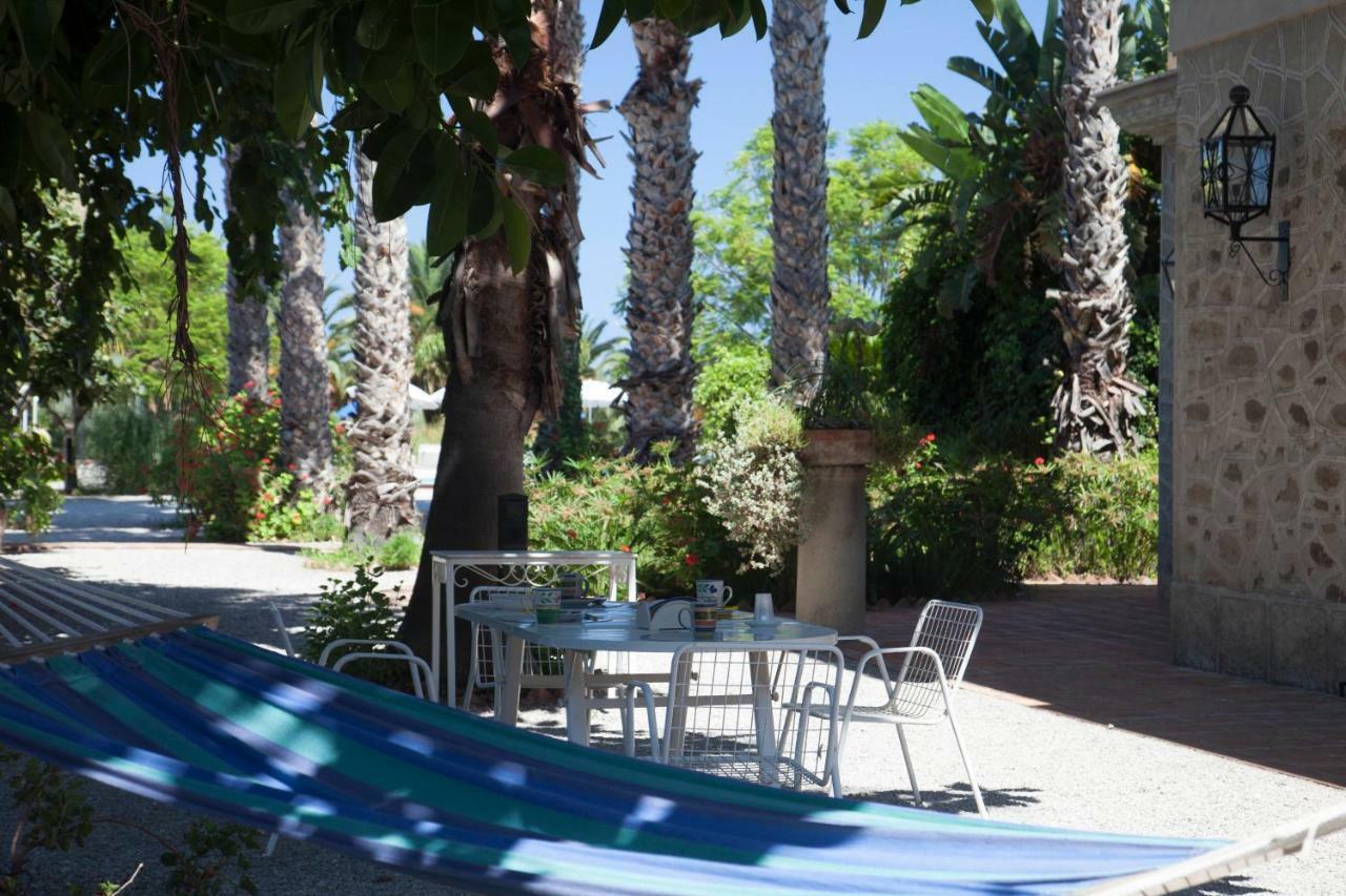 圣亚加塔·迪·米利特La Casa Tra I Limoni Di Rosmarino Park It083O84B59Cp6Px5J别墅 外观 照片